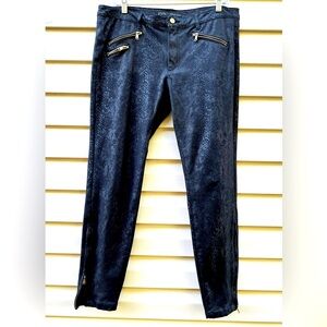 ZARA BASIC women’s black”snake skin” skinny pants/jeans size 12